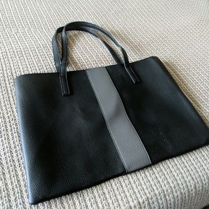 Vince Camuto 'Lucky' purse